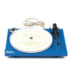The Beatles Beatles, The Beatles Collectible 2017 Pro-ject Essential III SGT Peppers Turntable With Ortofon OM-10