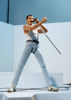 Bandai Tamshi Nations Queen Collectible 2020 Tamashii Nations BanDai Freddie Mercury Live Aid SH Figuarts 5" Figure