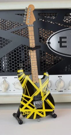Axe Heaven EVH Black & Yellow VH2